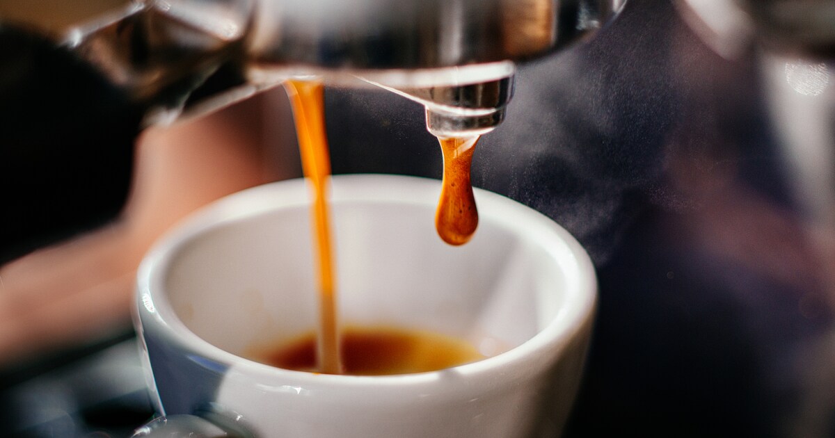 Verstärkt die Neigung zu riskanten Entscheidungen. Ändern Sie besser die Zeit, zu der Sie Kaffee trinken