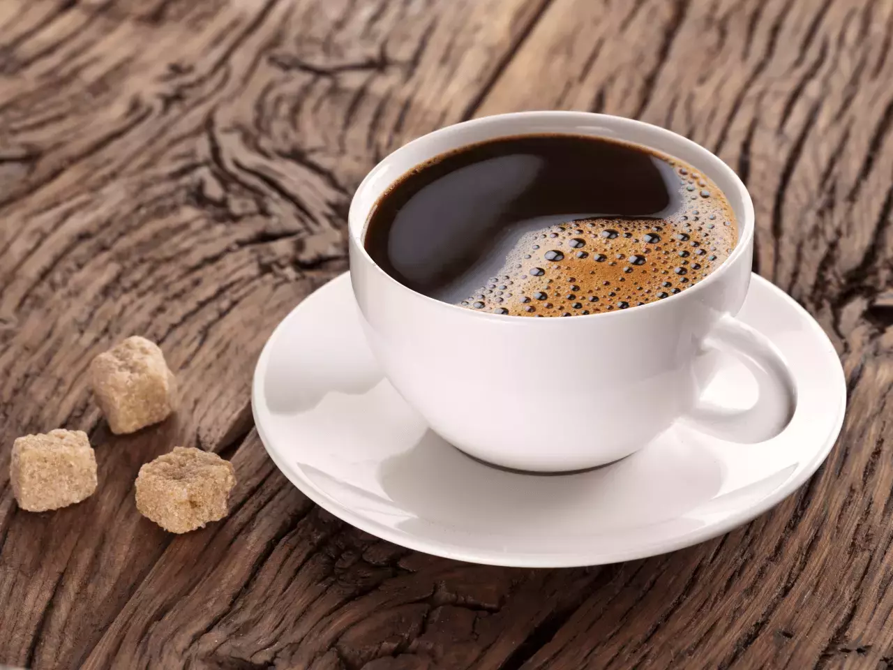 Verstärkt die Neigung zu riskanten Entscheidungen. Ändern Sie besser die Zeit, zu der Sie Kaffee trinken