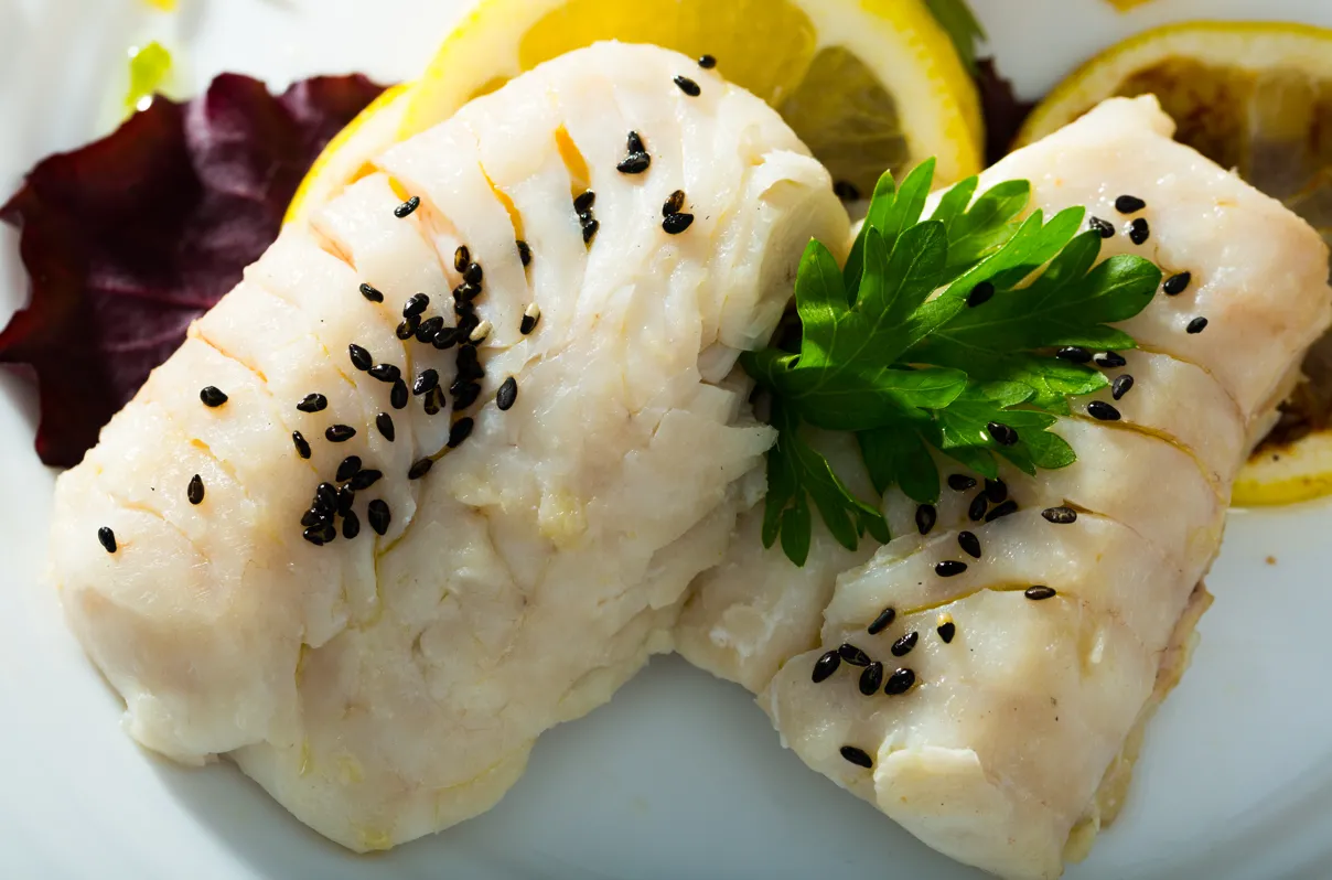 Dieser Fisch hilft beim Abnehmen. Gesünder als Lachs